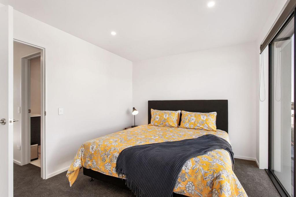 شقة Stylish Brand New Sunny 3Bdrm 3Bth Garage Sleeps 6 كريستتشيرش المظهر الخارجي الصورة